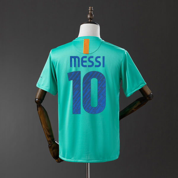 2010-11 BARCELONA AWAY