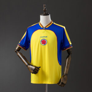 1b1fd548d7.jpg 2001-02 COLOMBIA HOME