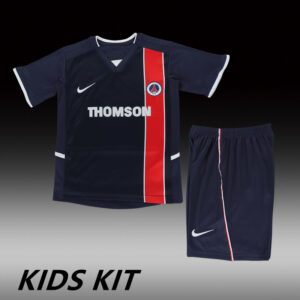 23066f2465.jpg 2002-03 PSG HOME KIDS KIT