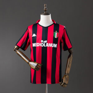27182f2432.jpg 1988-89 AC MILAN HOME