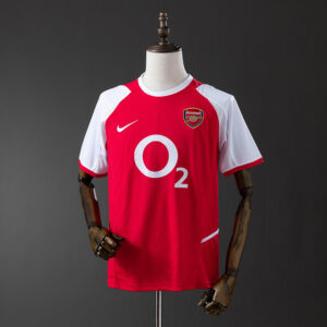 304733472c.jpg 2002-04 ARSENAL HOME