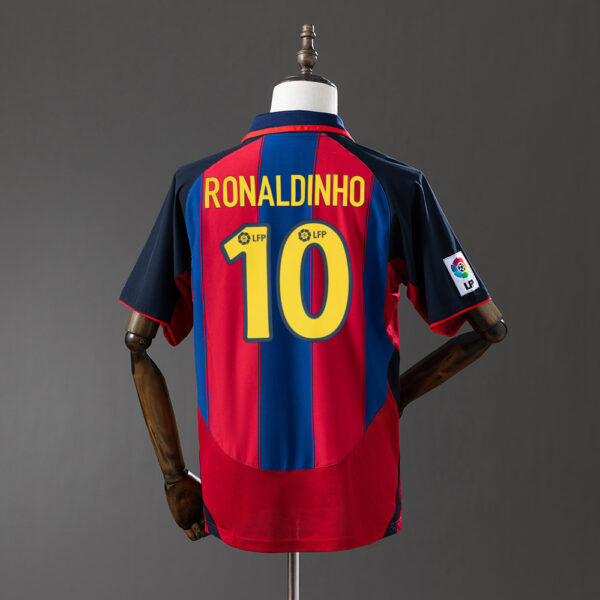 2003-04 BARCELONA  HOME