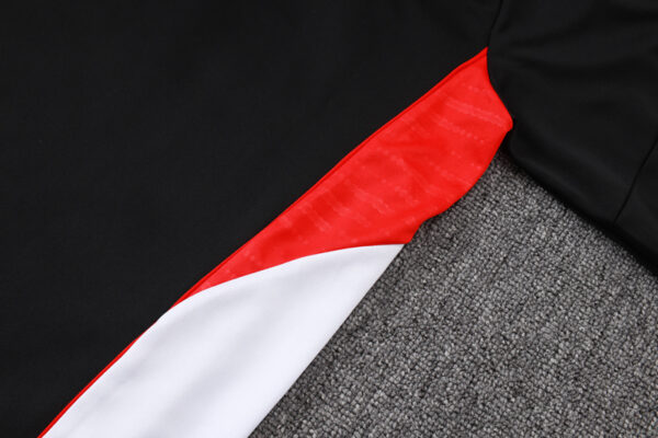 2025-26 BAYERN MUNICH TRACKSUITS TRAINING SUIT