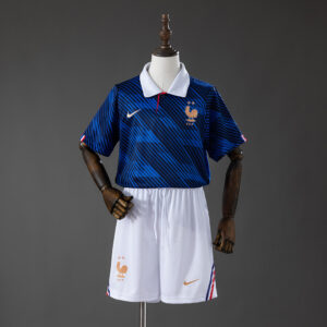 4523a22f3e.jpg 2026 FRANCE WORLD CUP HOME MEN AND KIDS KIT