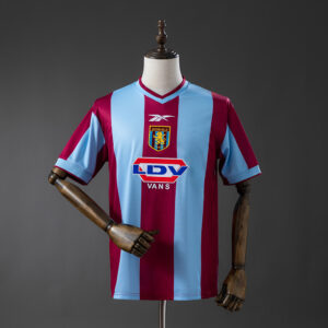 4a2d178f0c.jpg 1999-00 ASTON VILLA HOME