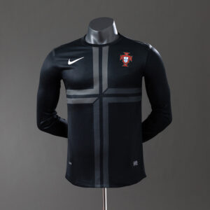 4cdd381478.jpg 2013 PORTUGAL AWAY LONG SLEEVE (PLAYER VERSION)
