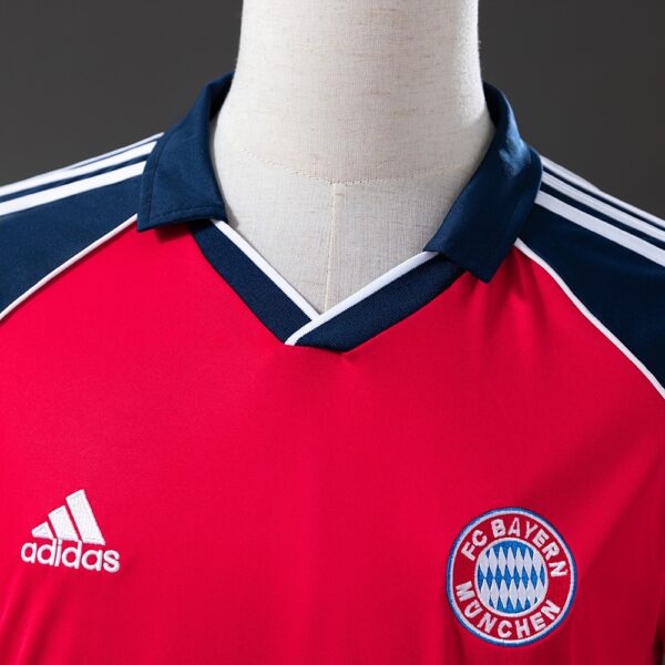 2000-01 BAYERN MUNICH HOME