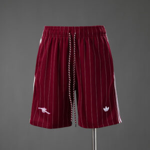 55d0219992.jpg ARSENAL TERRACE ICONS SHORTS RED