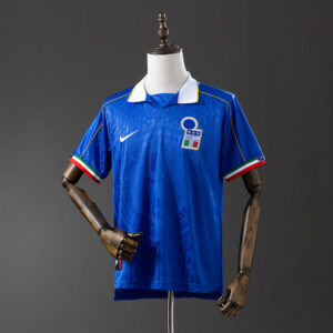 1995 ITALY HOME