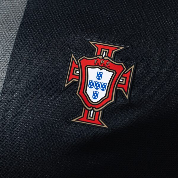 2013 PORTUGAL AWAY LONG SLEEVE (PLAYER VERSION)