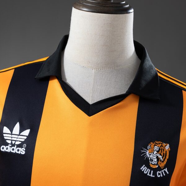 1981-82 HULL CITY HOME