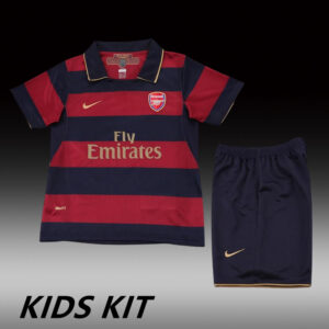 76fe1b5382.jpg 2007-08 ARSENAL THIRD AWAY KIDS KIT