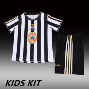 7a3d3e1807-1.jpg 1997-99 NEWCASTLE HOME KIDS KIT