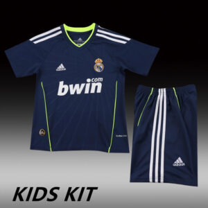 7f21fc811f.jpg 2010-11 REAL MADRID AWAY KIDS KIT