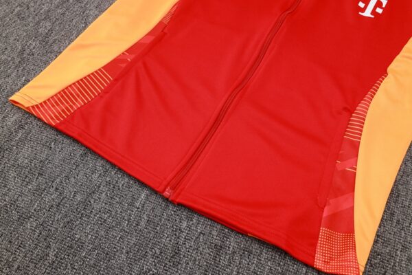 24-25 BAYERN MUNICH JACKET TRACKSUITS TRAINING SUIT