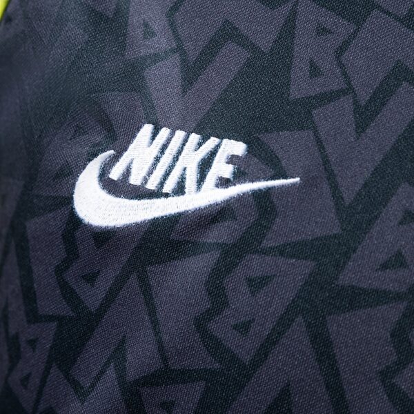 1995-96 BORUSSIA DORTMUND AWAY