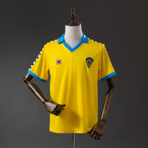 96b8b018ba-1.jpg 1983-84 CÁDIZ CF HOME