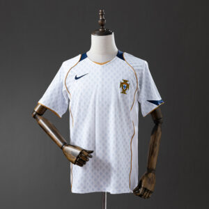 9b1387d7b6.jpg 2004 PORTUGAL AWAY
