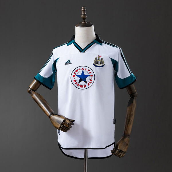 1999-00 NEWCASTLE AWAY