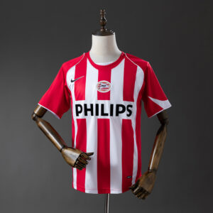 b26a1405c2.jpg 2004-05 PSV EINDHOVEN HOME