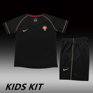 bff081c708-1.jpg 2006 PORTUGAL AWAY KIDS KIT