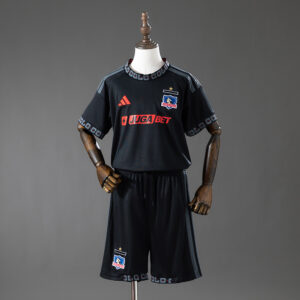 c44936f032.jpg 2026-27 COLO COLO AWAY KIDS KIT