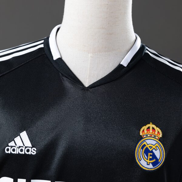 2004-05 REAL MADRID AWAY (FAN VERSION)