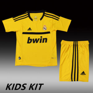 2011-12 REAL MADRID YELLOW GOALKEEPER KIDS KIT