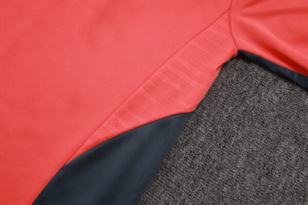 2025-26 BAYERN MUNICH TRACKSUITS TRAINING SUIT