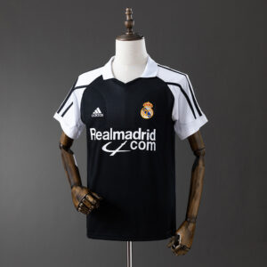 dcda4b7855.jpg 2001-02 REAL MADRID AWAY