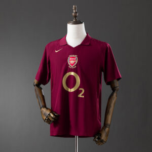 e64b520aaa.jpg 2005-06 ARSENAL HOME
