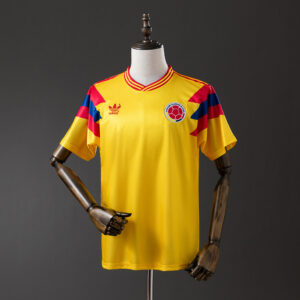 efe227e3fb.jpg 1990 COLOMBIA HOME