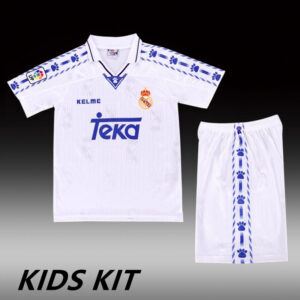 fdc3e8088a.jpg 1996-97 REAL MADRID HOME KIDS KIT