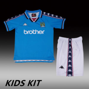 p-128-1.jpg 1997-98 MANCHESTER CITY HOME KIDS KIT