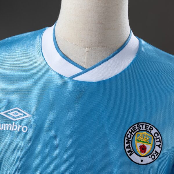 1986-87 MANCHESTER CITY HOME